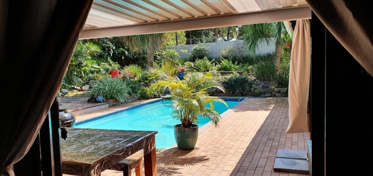 Summer Sand Holiday Cottages Scottburgh Exterior foto
